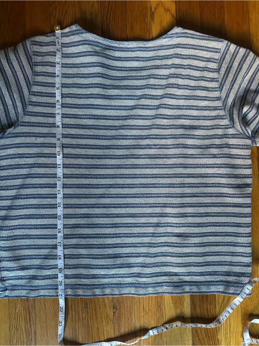 Vintage Liz Claiborne Blue Striped Texted Knit Top - Picture 5 of 5